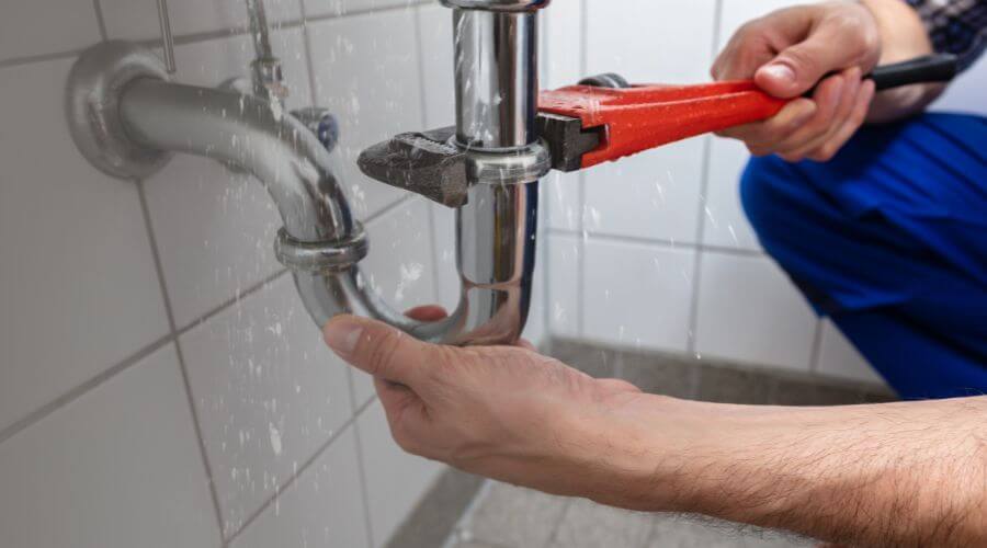 Expert burst pipe repair services in Scooba, MS